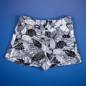 Janie And Jack Girls Shorts Sz 2T Black White Floral. Real Front Pockets EUC